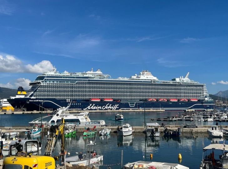 Kreuzfahrt mit der Mein Schiff Relax