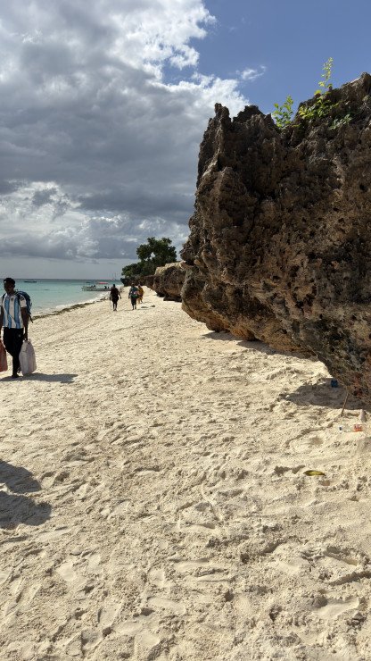 original 34a- Strand RIU Palace Swahili