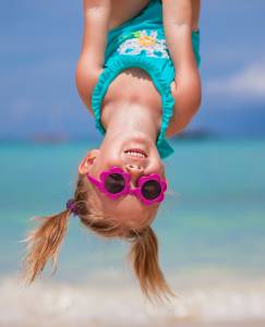 Maedchen-mit-Sonnenbrille Maedchen-mit-Sonnenbrille