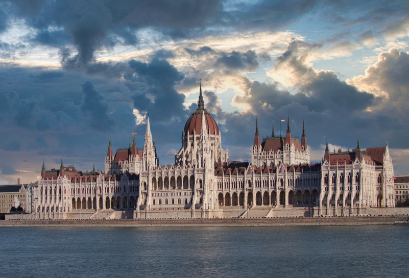 original pixabay budapest