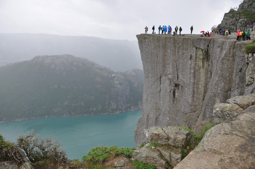 original pixabay preikestolen