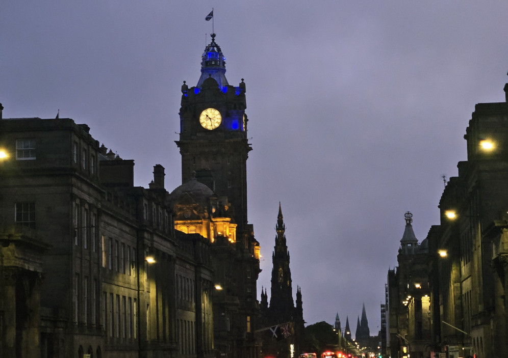Bild von Edinburgh - eine Stadt zwischen Harry Potter, Greyfriars Bobby, frittiertem Marsriegel und Haggis
