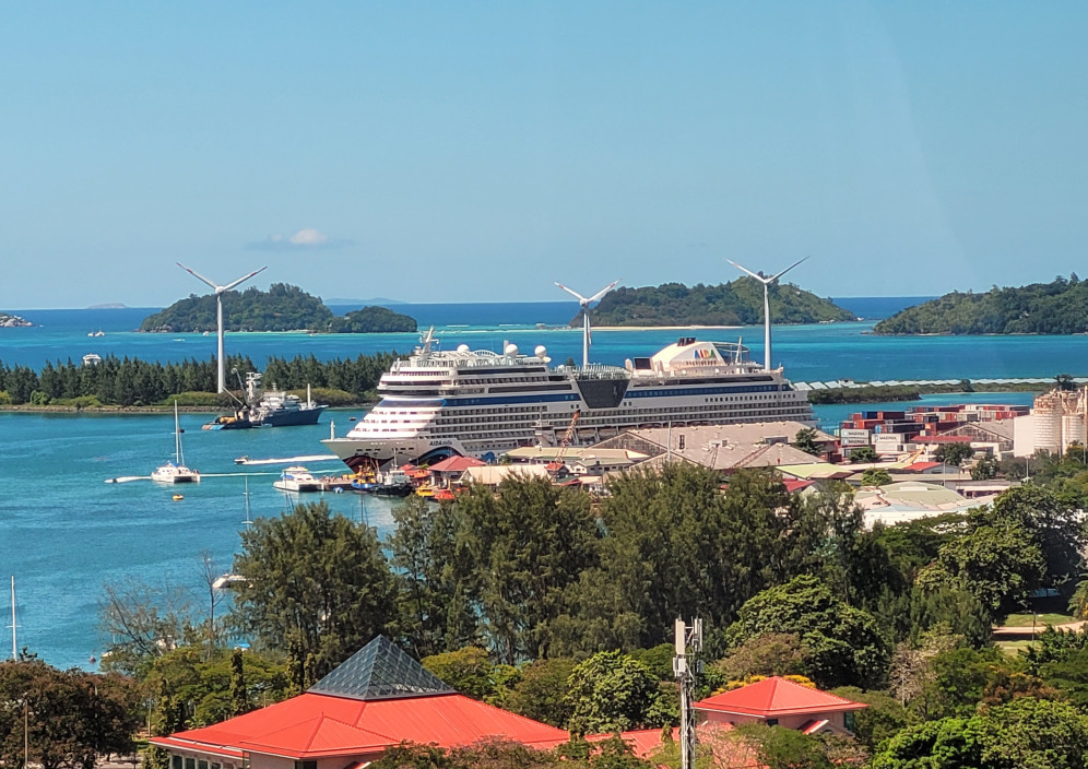 Bild von Mit AIDAstella von Singapur nach Mauritius